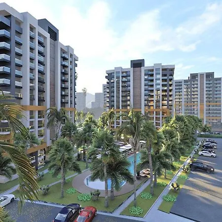 La Casa Airport House With A Pool Apartment *